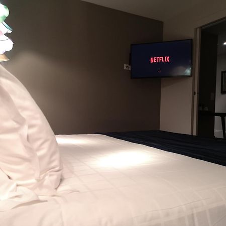 Hotel Le Cinq Hyper - Centre Σαμπερί Εξωτερικό φωτογραφία