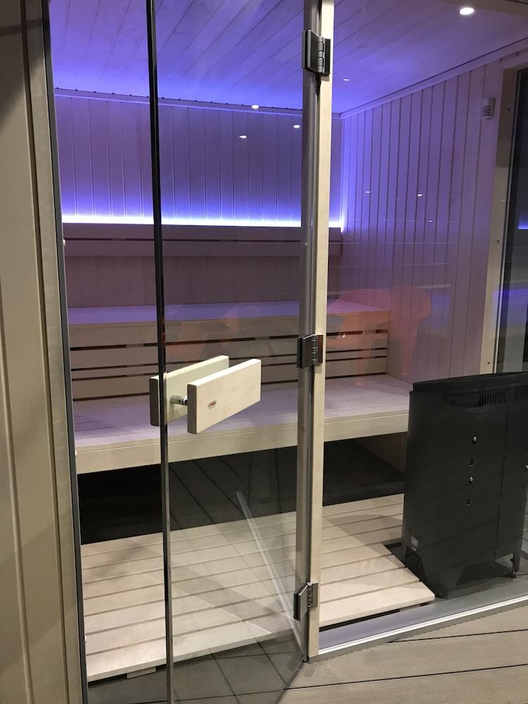 Hotel Le Cinq Hyper - Centre Σαμπερί Εξωτερικό φωτογραφία