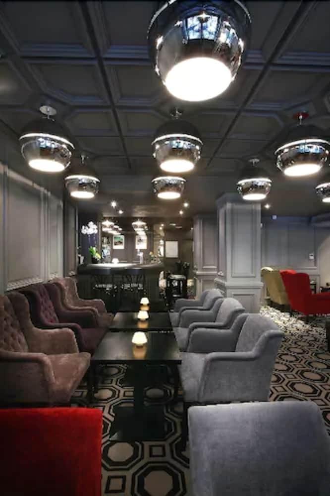 Hotel Le Cinq Hyper - Centre Σαμπερί Εξωτερικό φωτογραφία