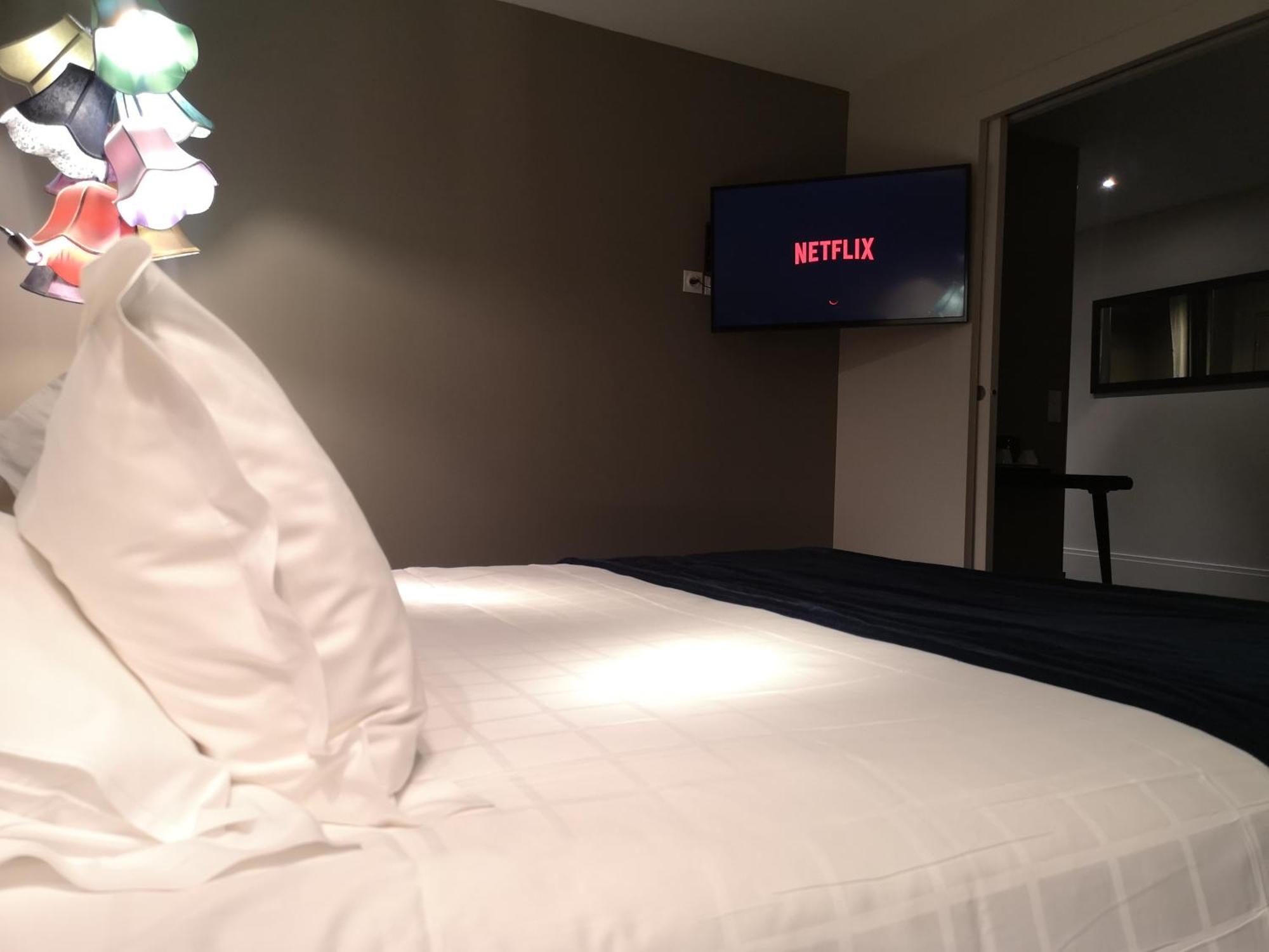 Hotel Le Cinq Hyper - Centre Σαμπερί Εξωτερικό φωτογραφία